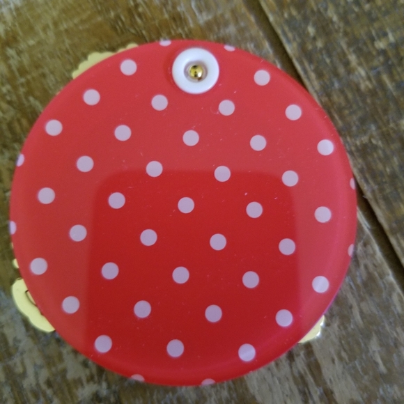 NIB- Tokyo Disney's Belle Compact Mirror - Picture 2 of 4